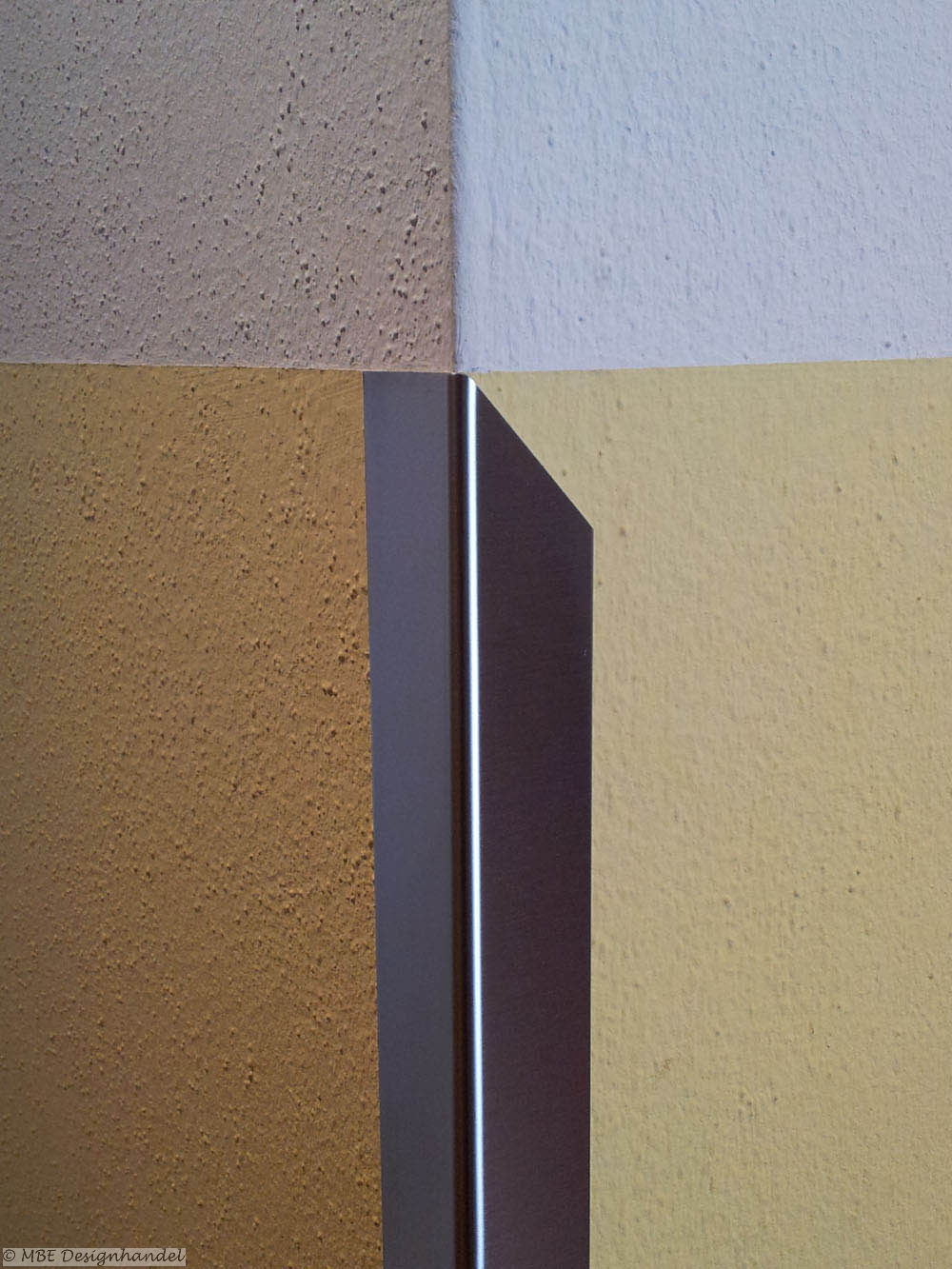 Eckschutzprofil Edelstahl 150cm / 20 x 20 mm * Selbstklebend dreifach  gekantet mit Spitze